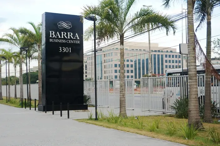 Barra Business Center